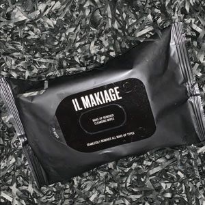 IL Makiage Makeup remover wipes